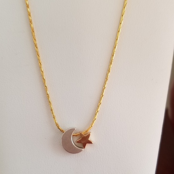 Jewelry - NWOT Crescent moon and star necklace